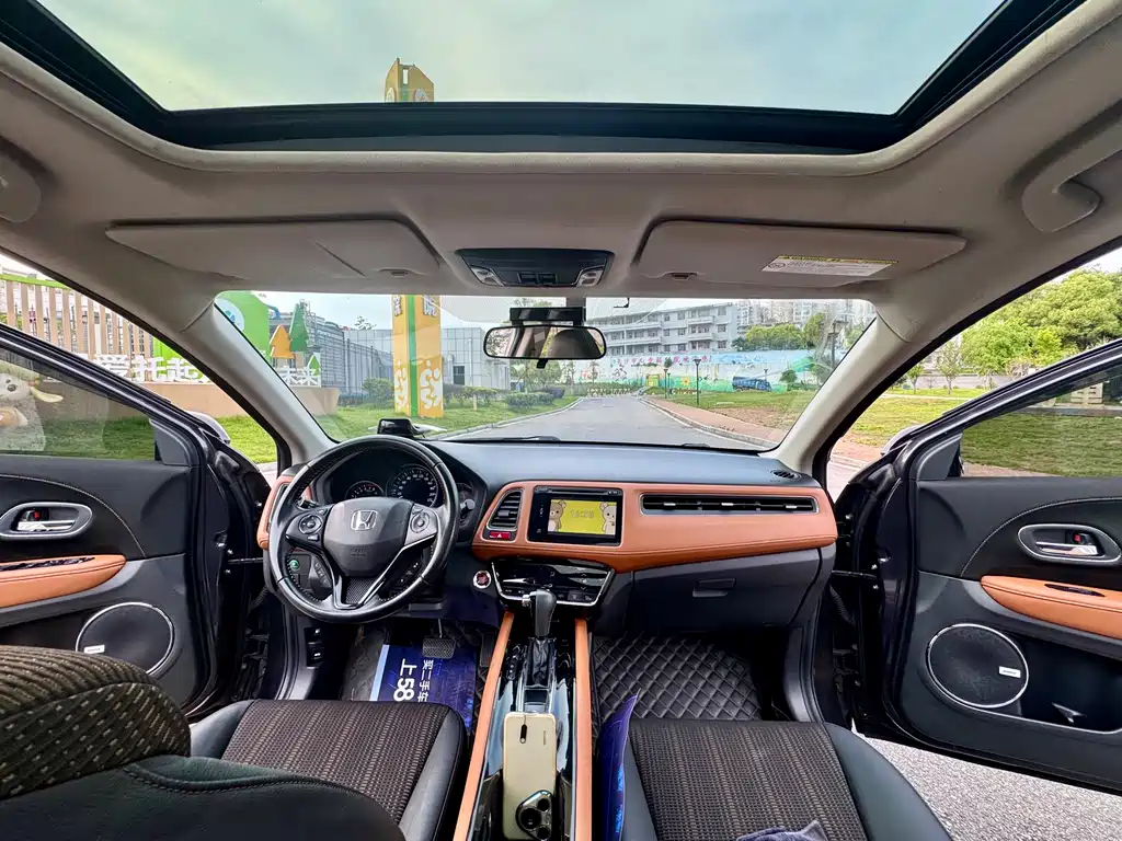 Honda Vezel 2015 — фото 10