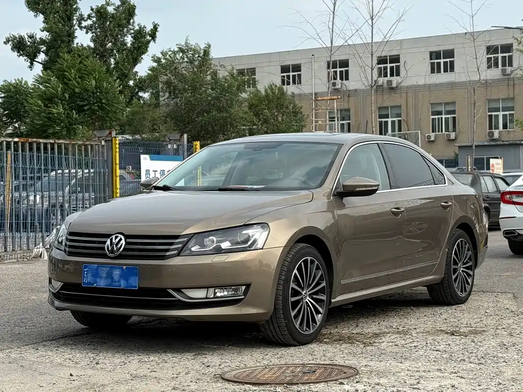 Volkswagen Passat 2015 — фото 1