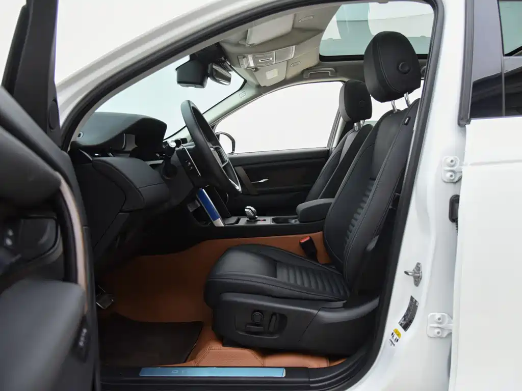 Land Rover Discovery Sport 2024 — фото 10