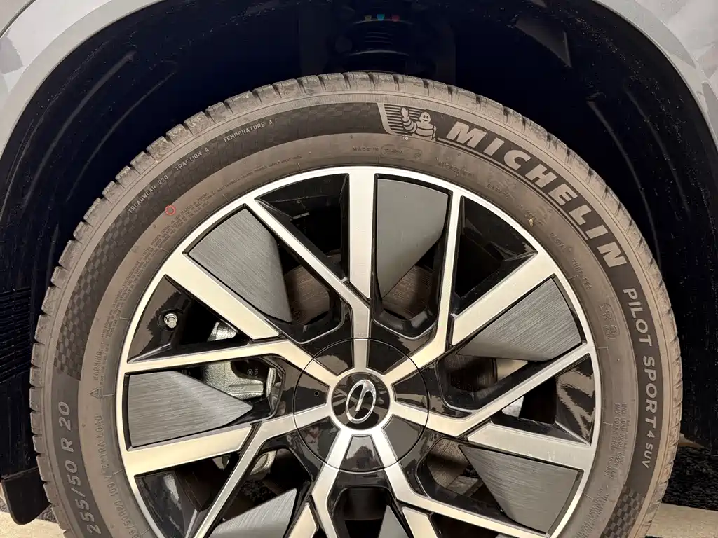 GAC Motor Xiangwang S7 — фото 17