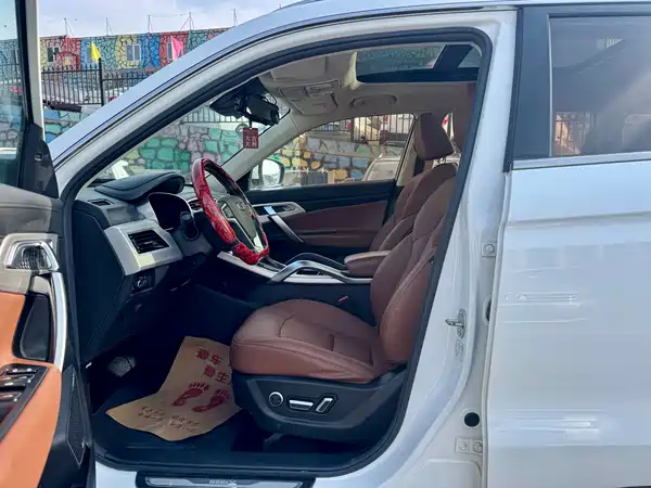 Geely Boyue 2018