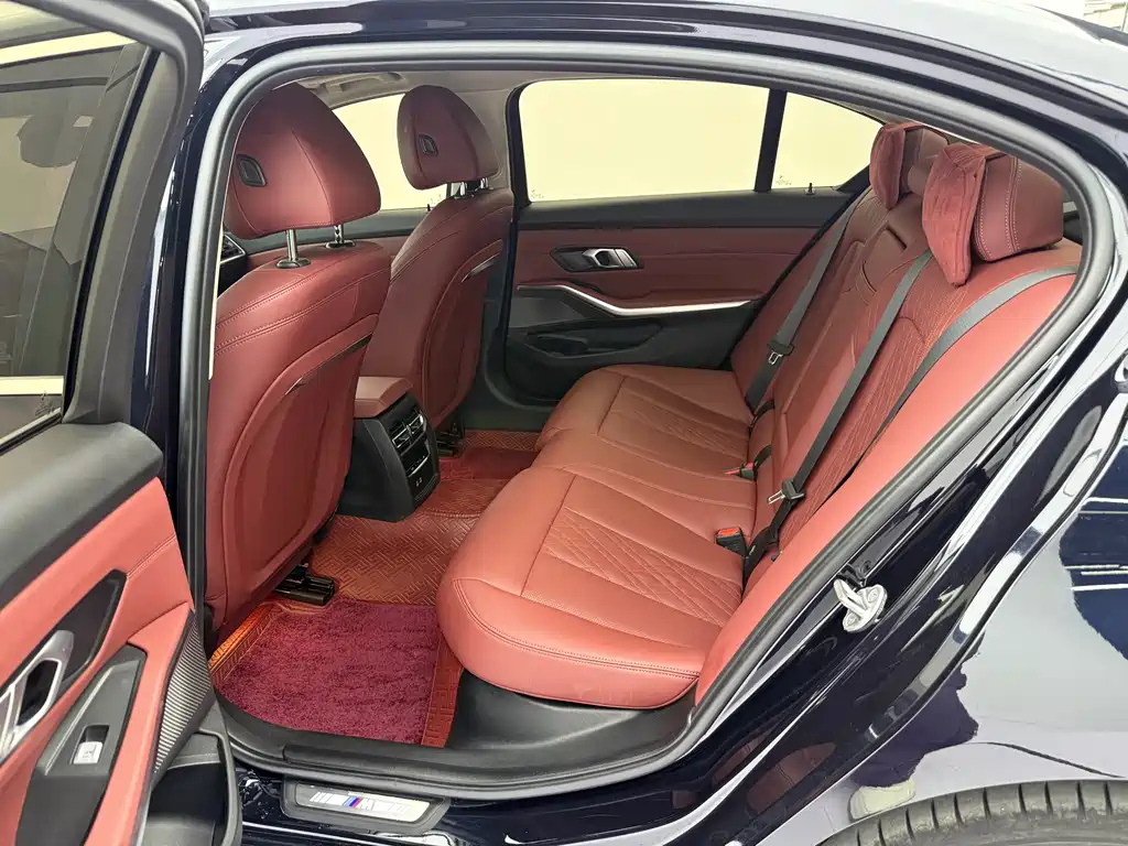 BMW 3 Series 2023 — фото 16