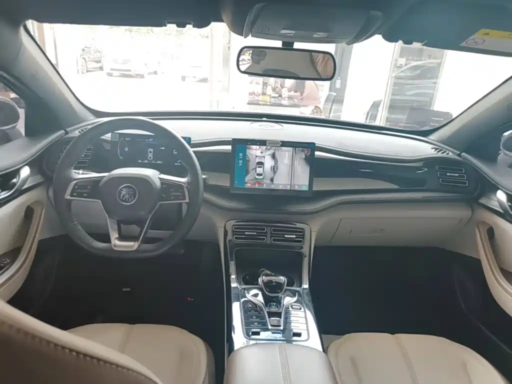 BYD Qin PLUS 2025 — фото 10