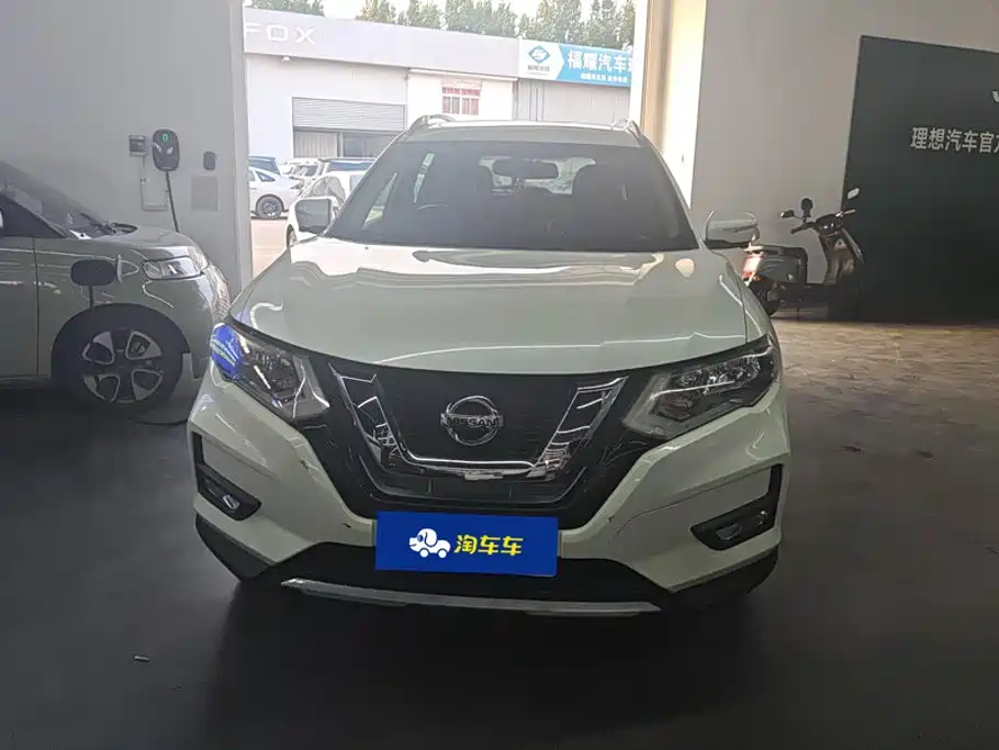 Nissan X-Trail 2018 — фото 2