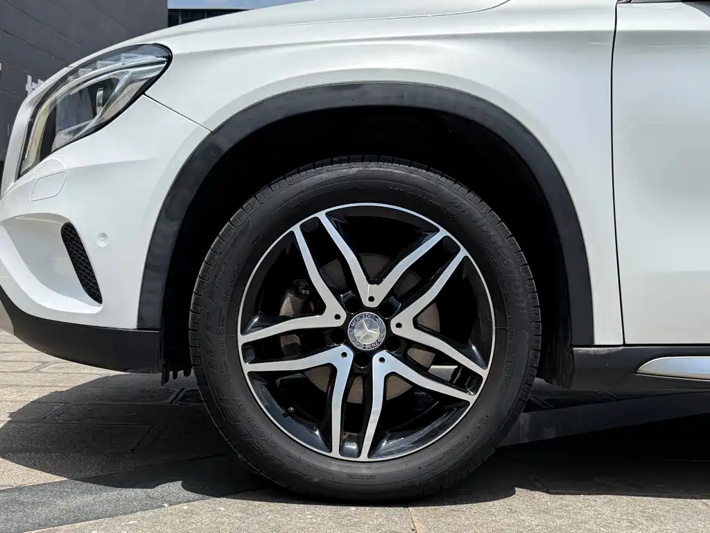 Mercedes-Benz GLA 2016 — фото 23
