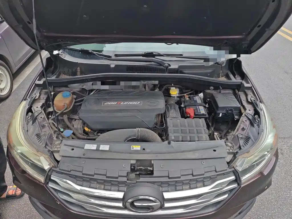 GAC Trumpchi GS4 2017 — фото 11