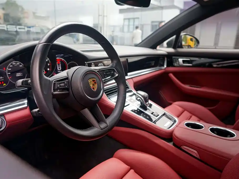 Porsche Panamera 2021 — фото 18