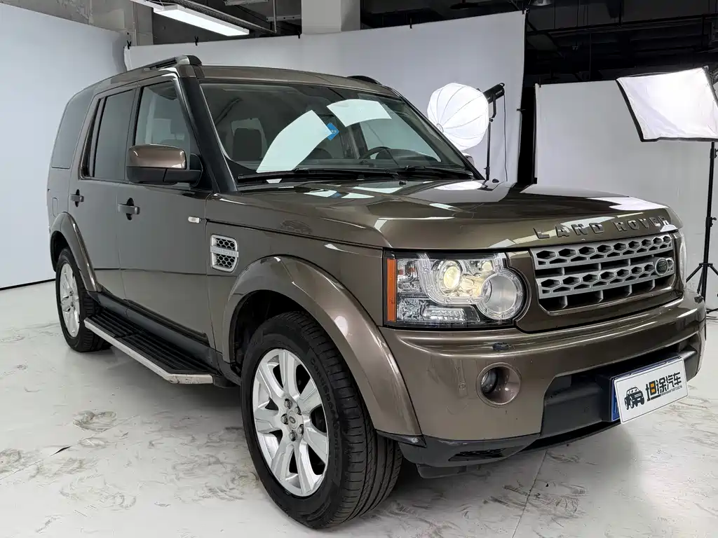 Land Rover Discovery 2013 — фото 3