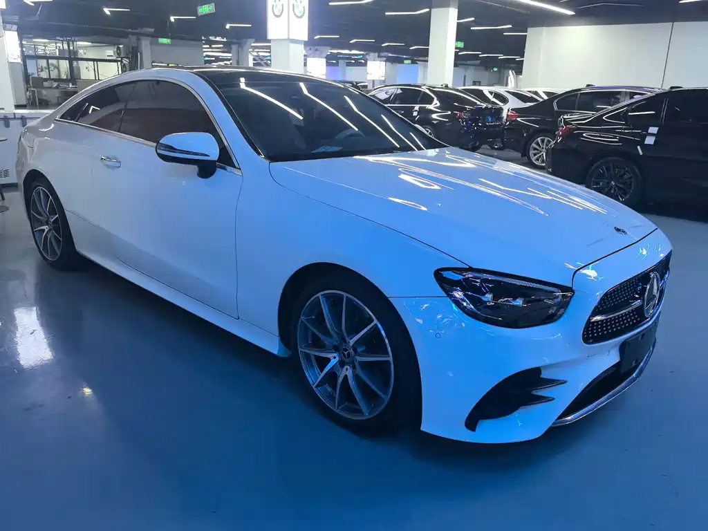 Mercedes-Benz E-Class 2021