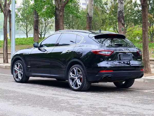 Maserati Levante 2016