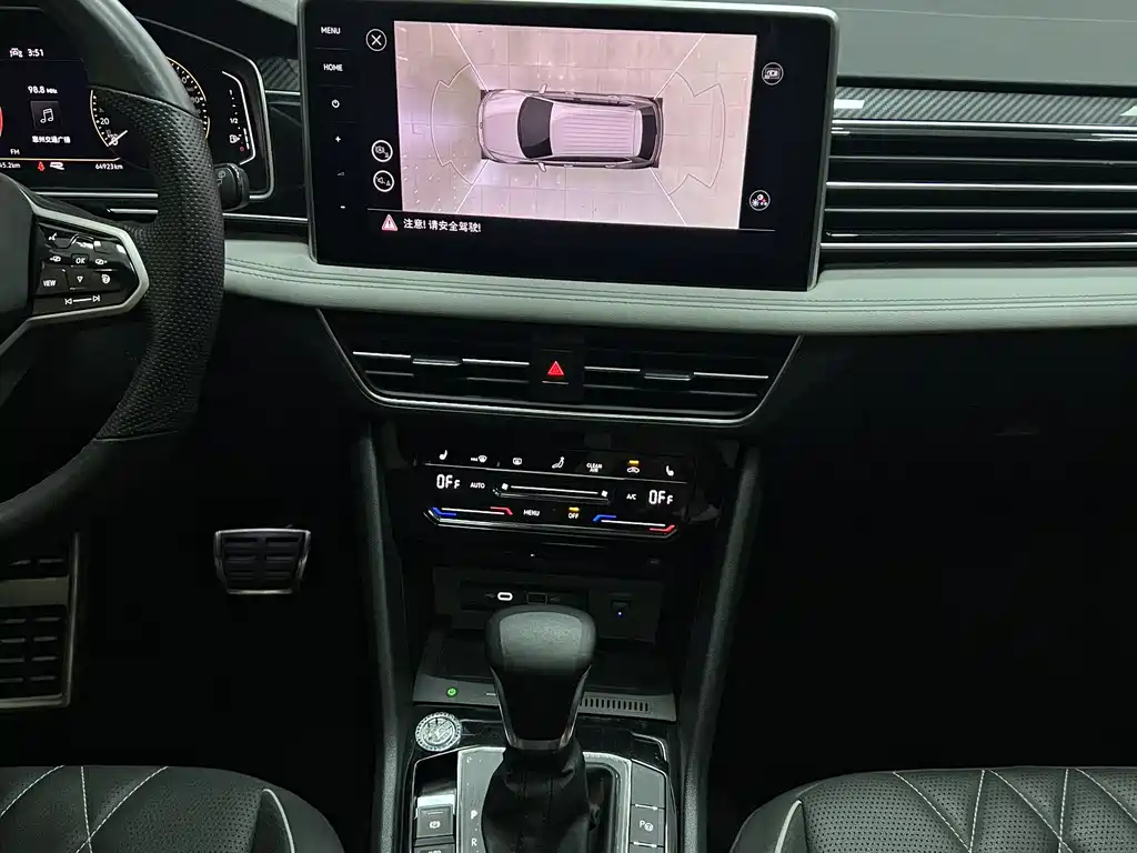 Volkswagen Tiguan L 2022 — фото 11