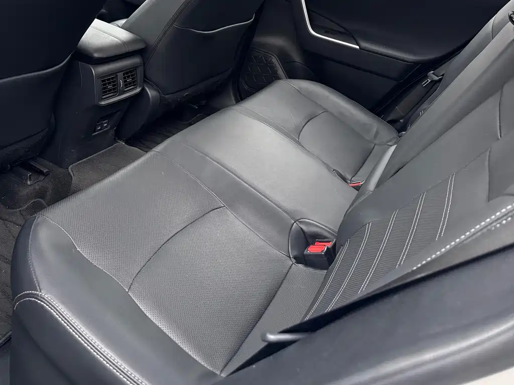 Toyota Wildlander 2023 — фото 17