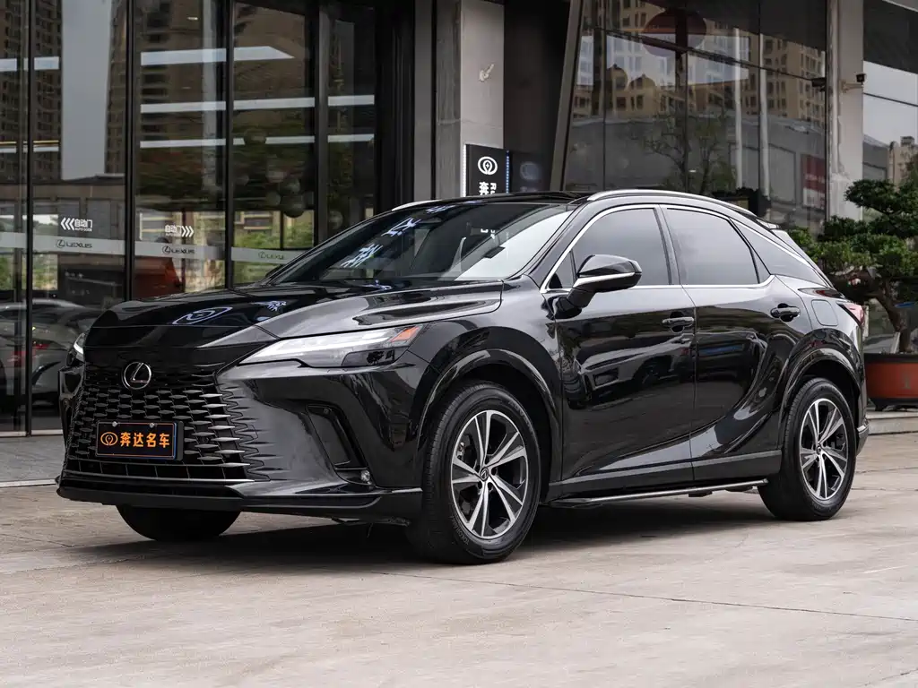 Lexus RX 2023