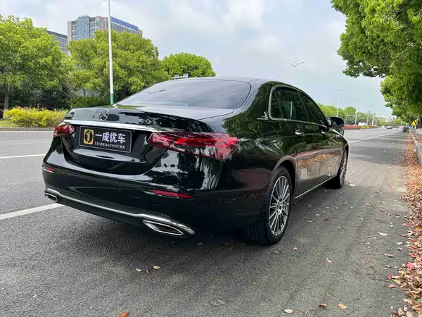 Mercedes-Benz E-Class 2021