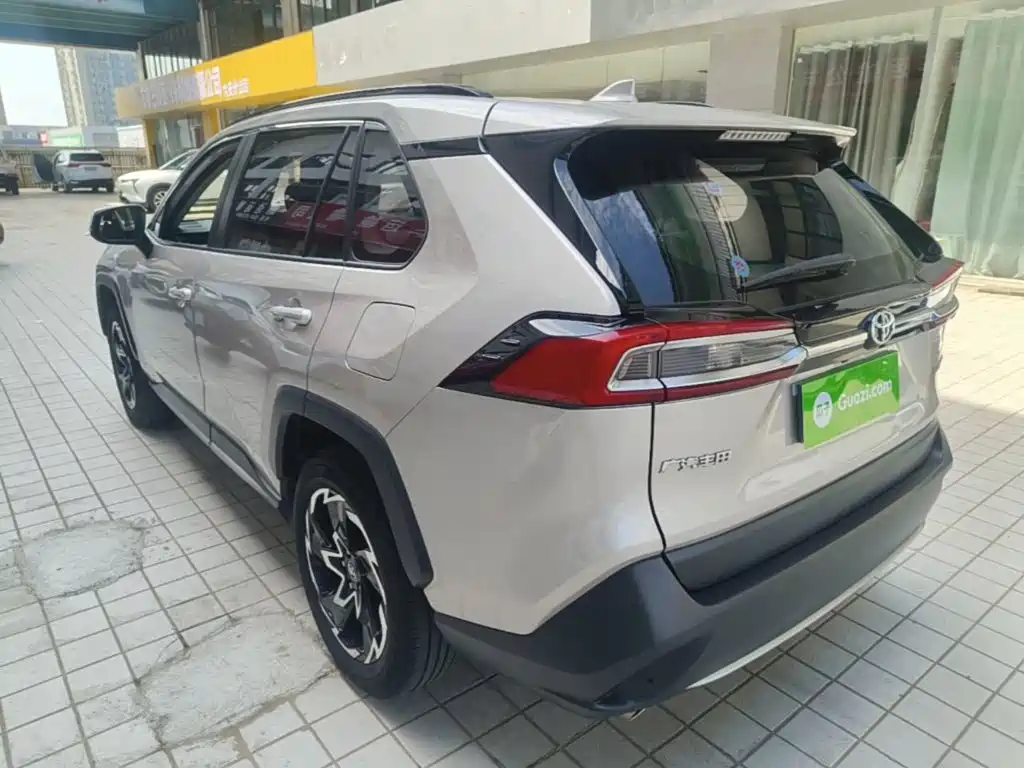 Toyota Wildlander 2020 — фото 5