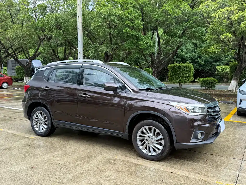 GAC Motor Trumpchi GS4 2017 — фото 3