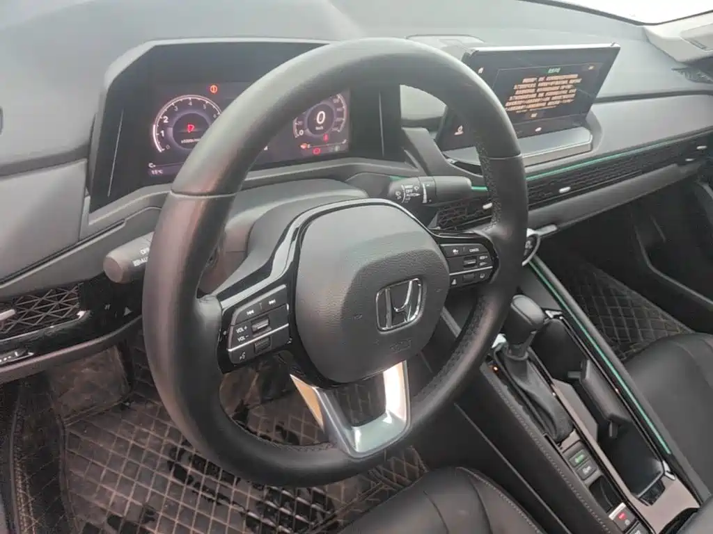 Honda Accord 2025 — фото 10
