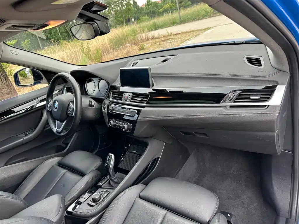 BMW X2 2019 — фото 18