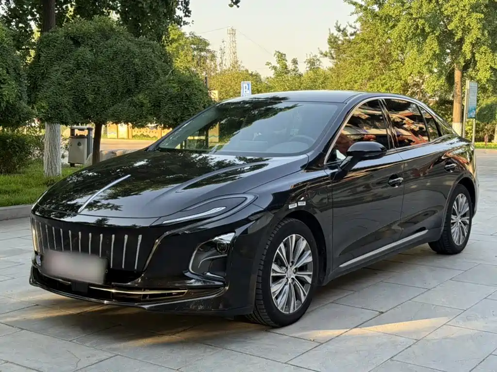 Hongqi E-QM5 2022 — фото 1