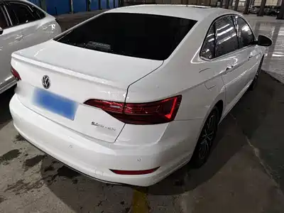 Volkswagen Sagitar 2020