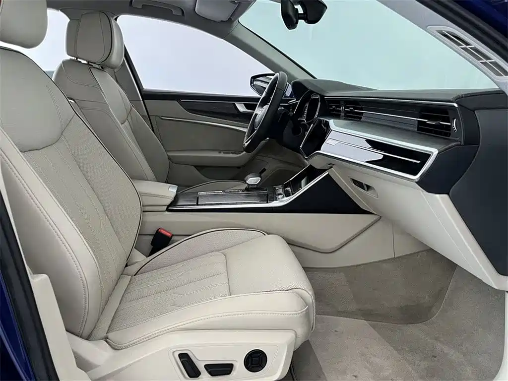 Audi A6L 2019 — фото 11