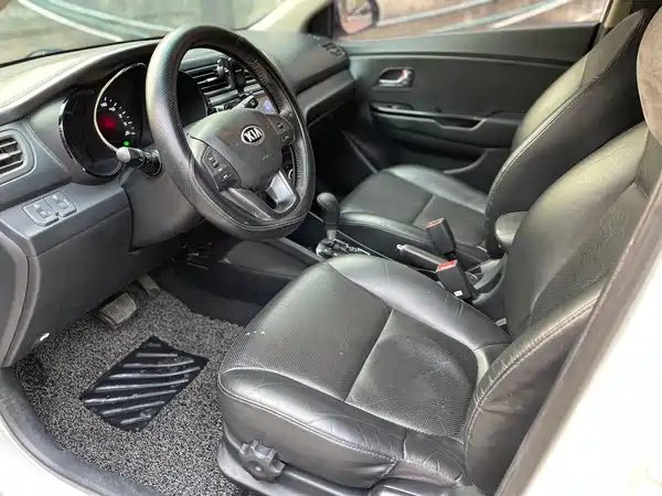 Kia K2 2012
