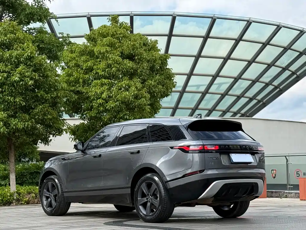 Land Rover Velar 2019 — фото 9
