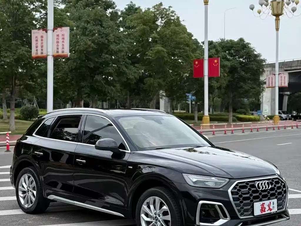 Audi Q5L 2022 — фото 3