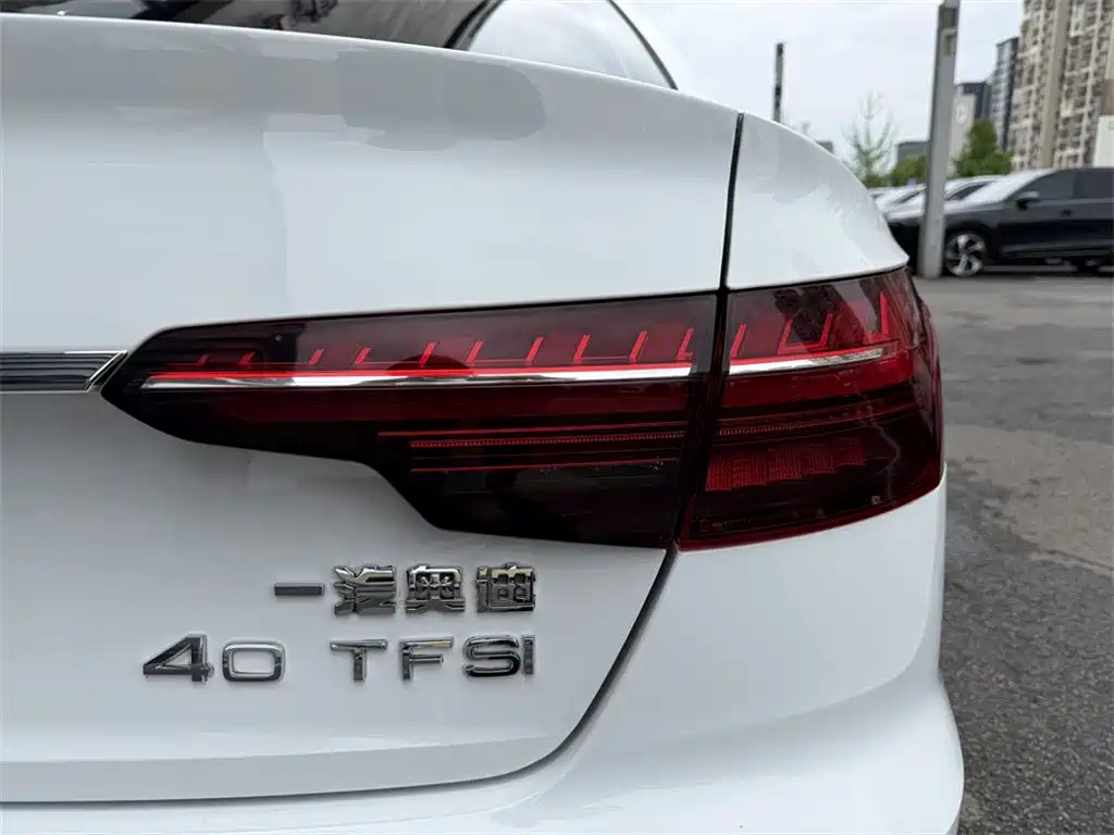 Audi A4L 2020 — фото 12