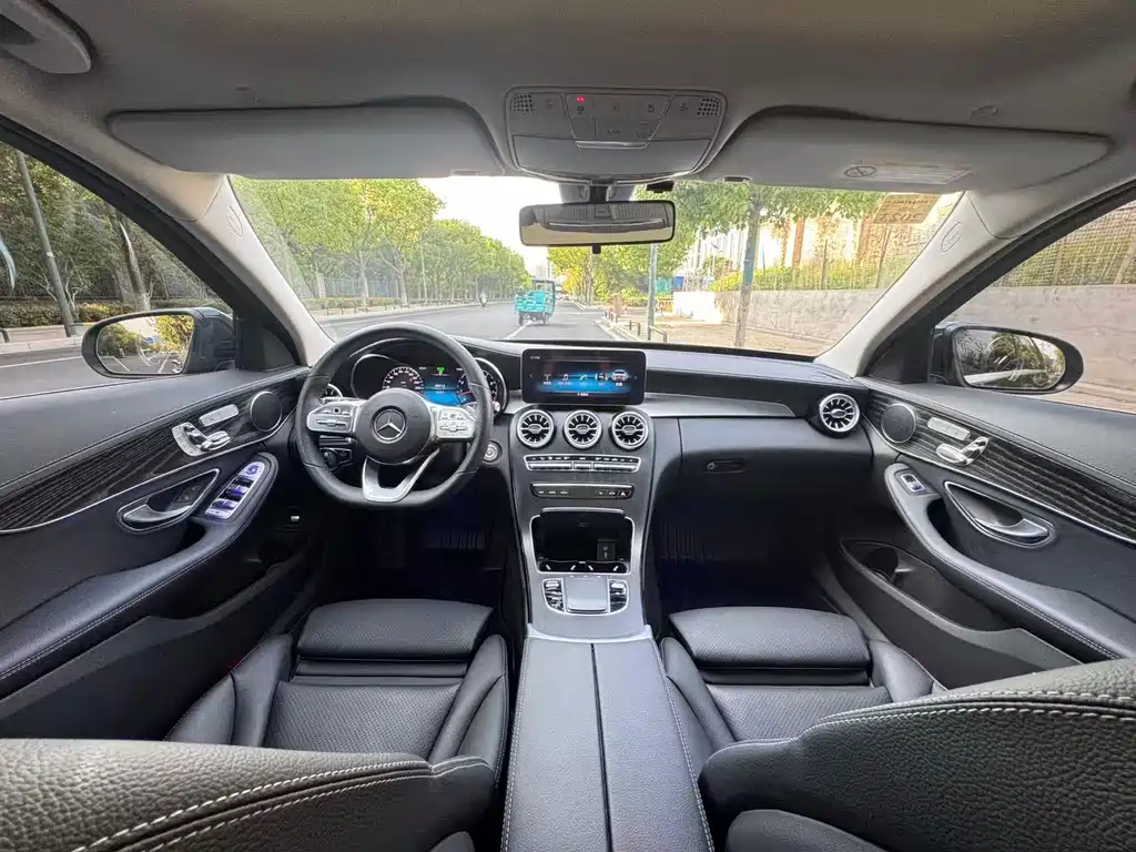 Mercedes-Benz C-Class 2021 — фото 13
