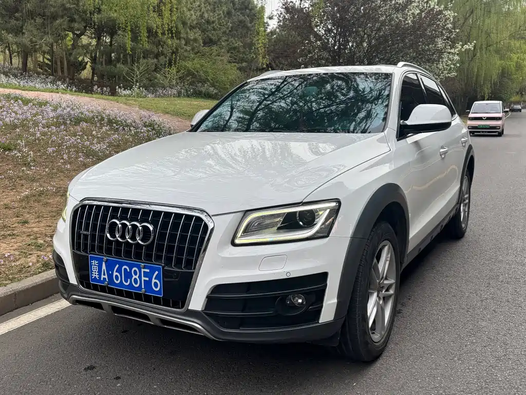 Audi Q5 2018 — фото 1