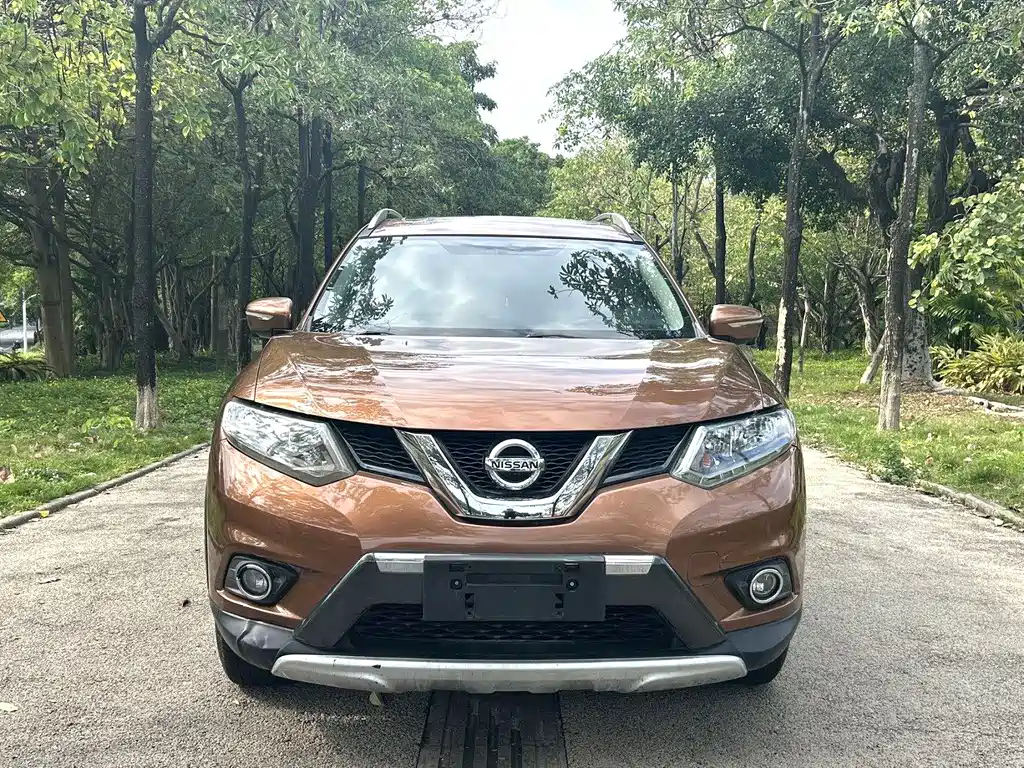 Nissan X-Trail 2014 — фото 11