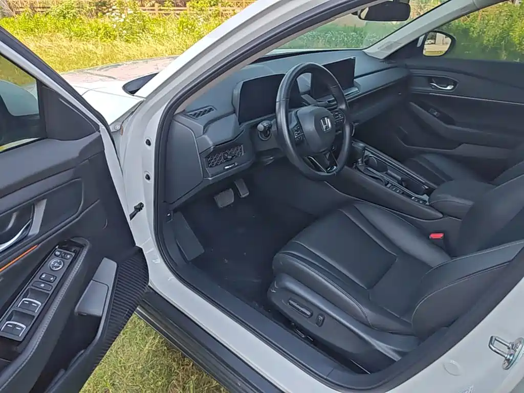 Honda Accord 2024 — фото 16