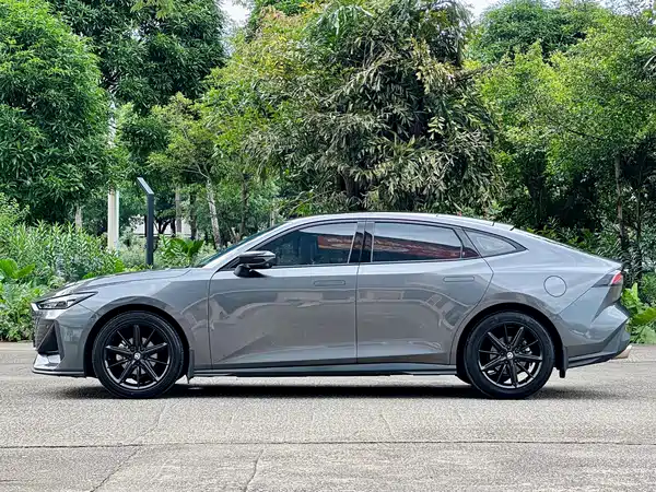 Changan UNI-V 2023