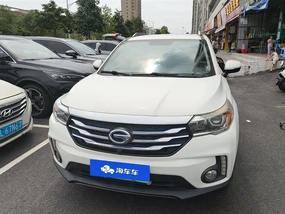 GAC Motor GS4 Hybrid 2018 — фото 2