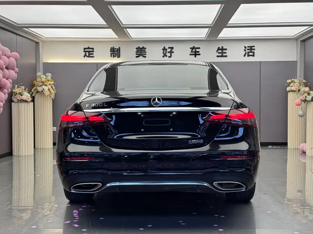 Mercedes-Benz E-Class 2022 — фото 14