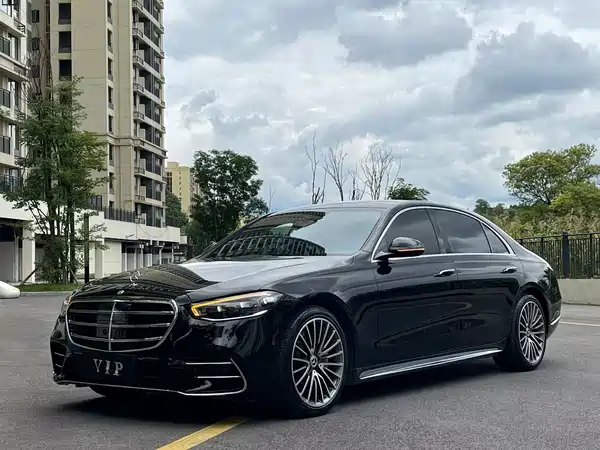 Mercedes-Benz S-Class 2023