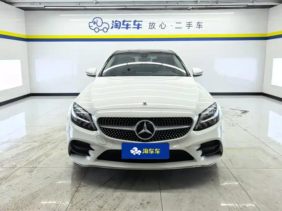 Mercedes-Benz C-Class 2021