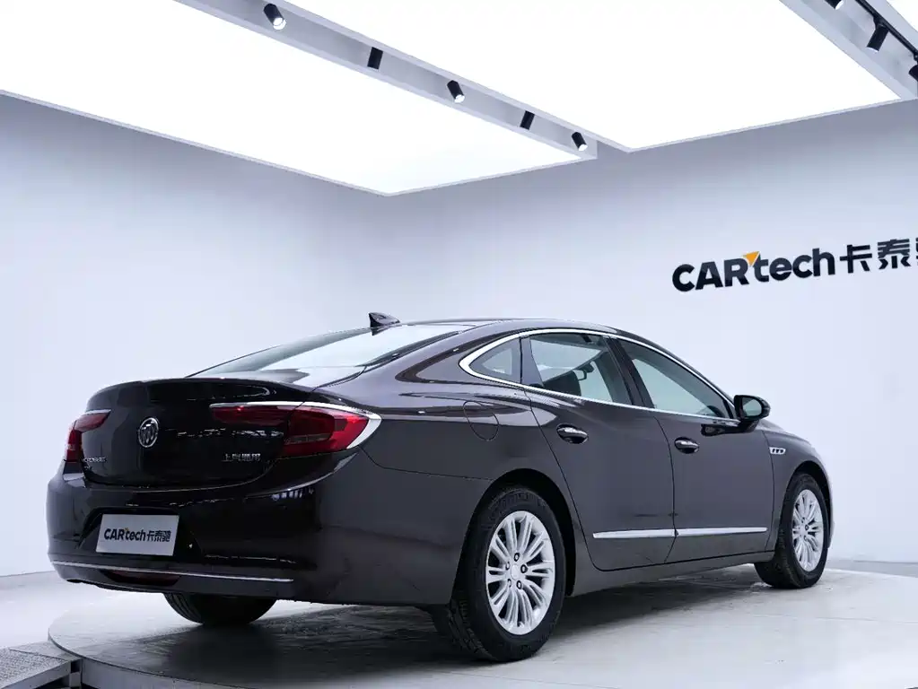 Buick LaCrosse 2018 — фото 12