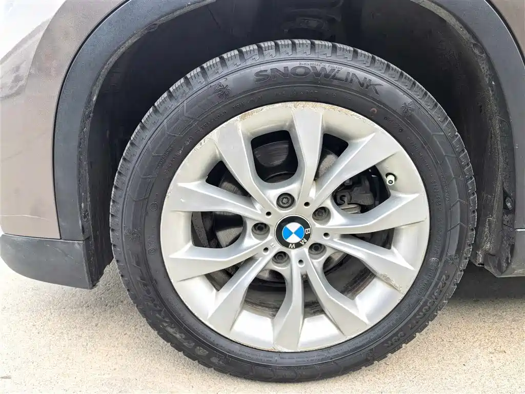 BMW X1 2014 — фото 14