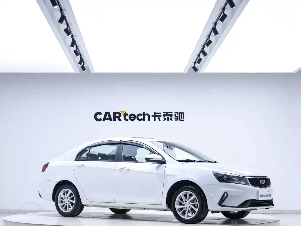 Geely Emgrand 2021 — фото 4
