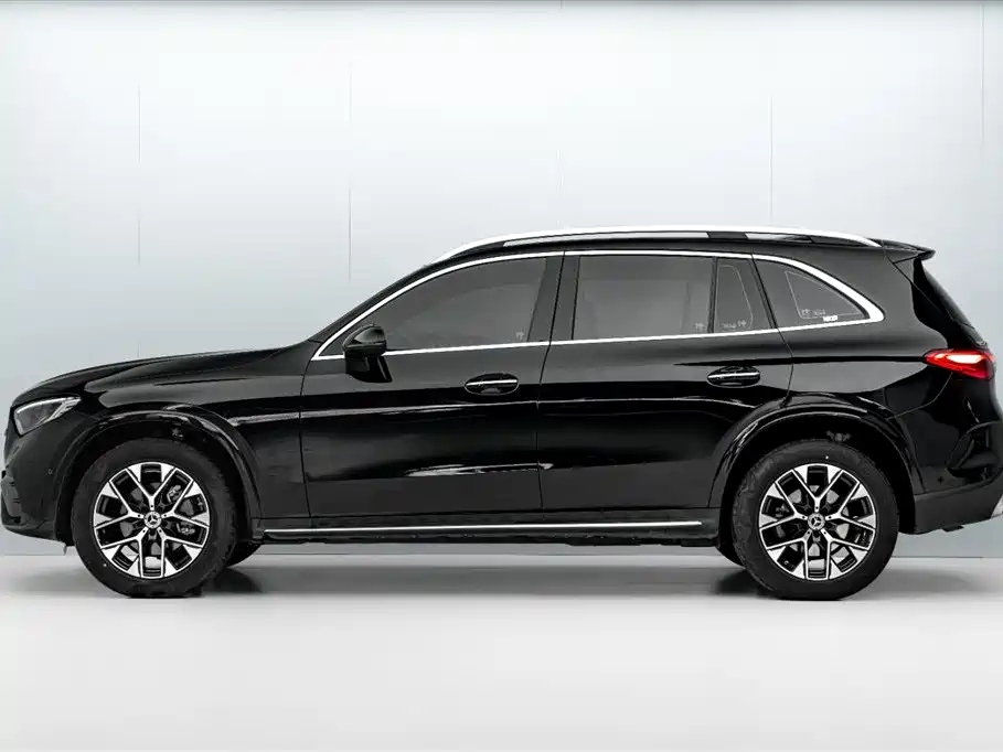 Mercedes-Benz GLC 2023 — фото 4