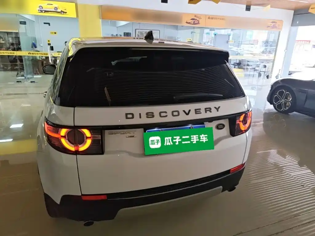 Land Rover Discovery Sport 2018 — фото 6