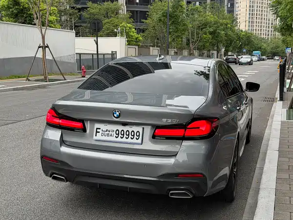 BMW 5 Series 2023