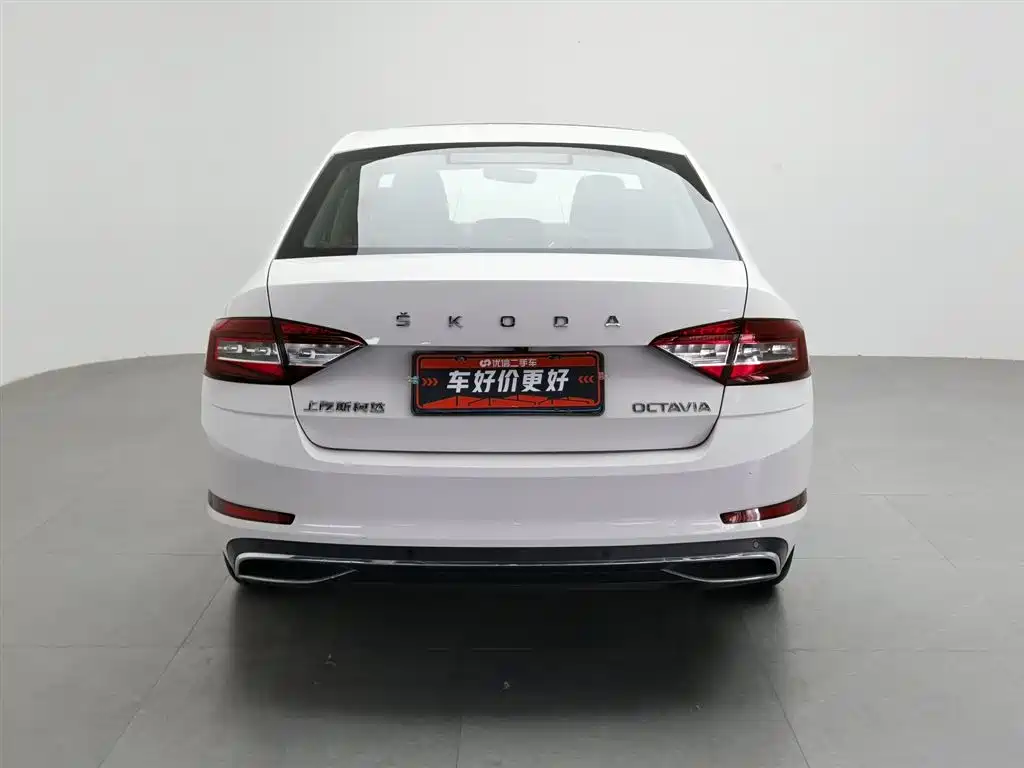 Skoda Octavia 2019 — фото 4