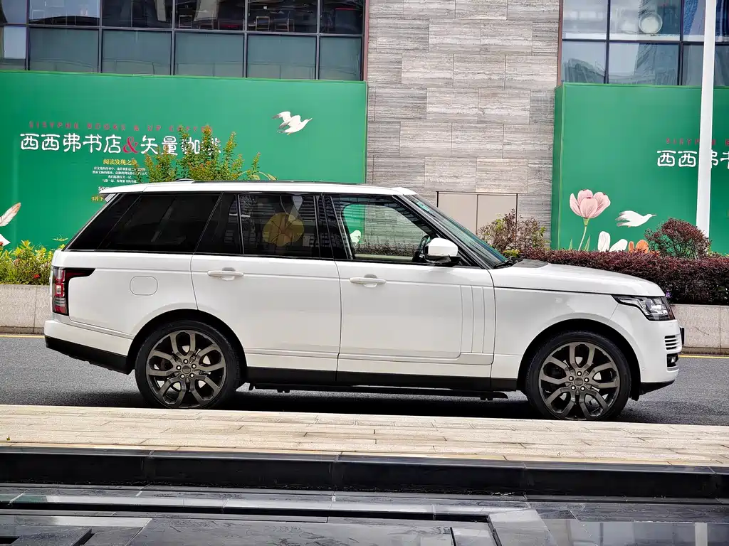 Land Rover Range Rover 2014 — фото 18