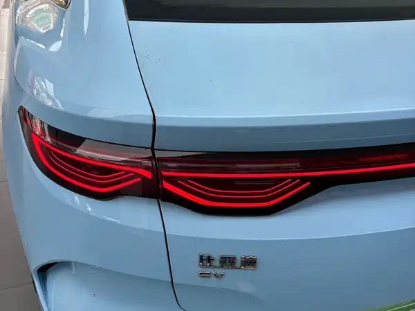 BYD Qin L 2025