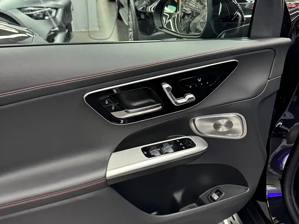 Mercedes-Benz GLC AMG 2024 — фото 29