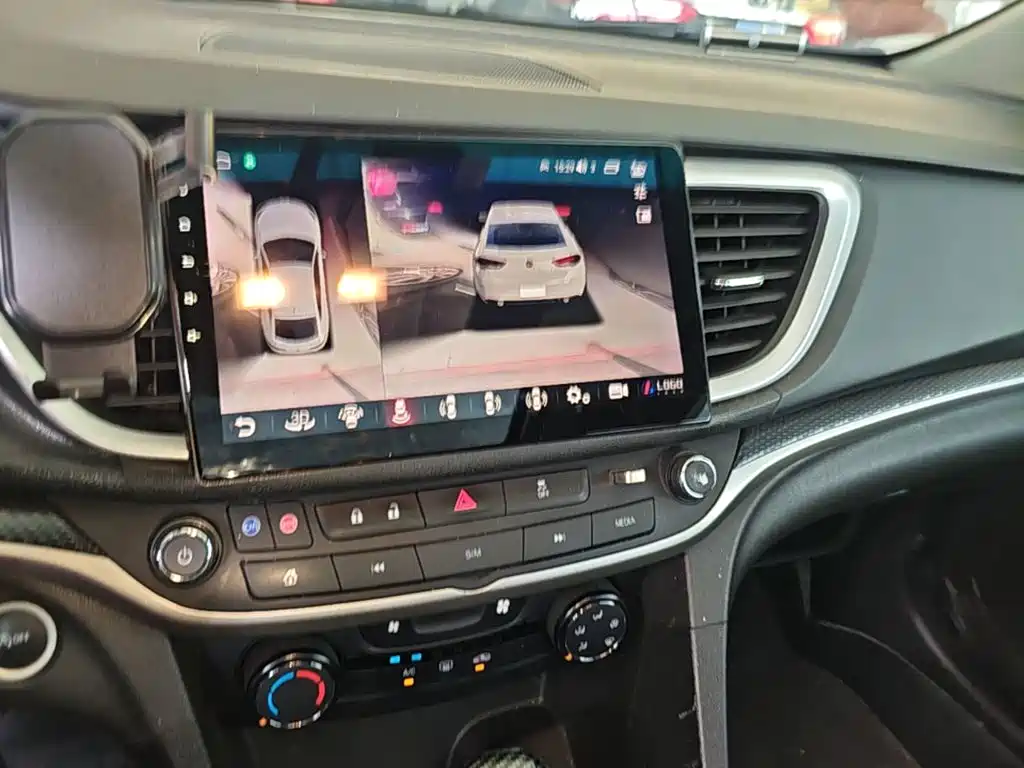 Buick Excelle 2020 — фото 13