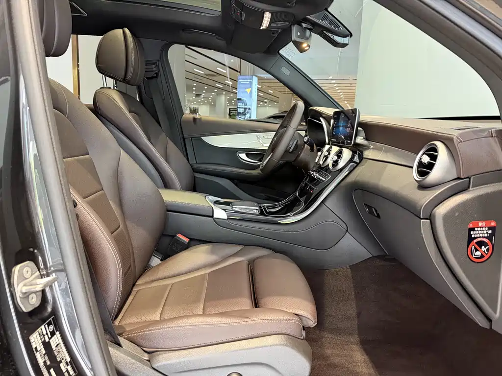 Mercedes-Benz GLC 2022 — фото 11
